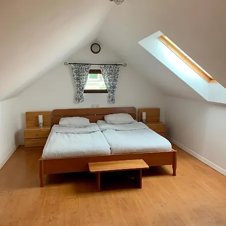 Apartma Pr'toman Lägenhet Kamna Gorica